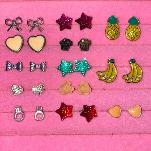 13 Pairs Of Stud Earrings Bundle